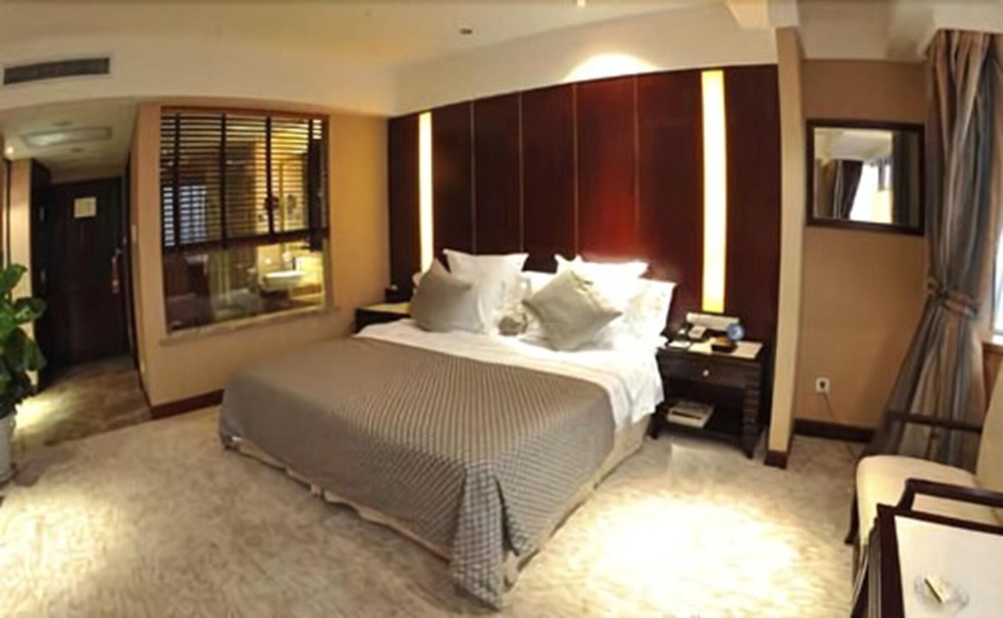 Hongyi Hotel Wuhan Luaran gambar