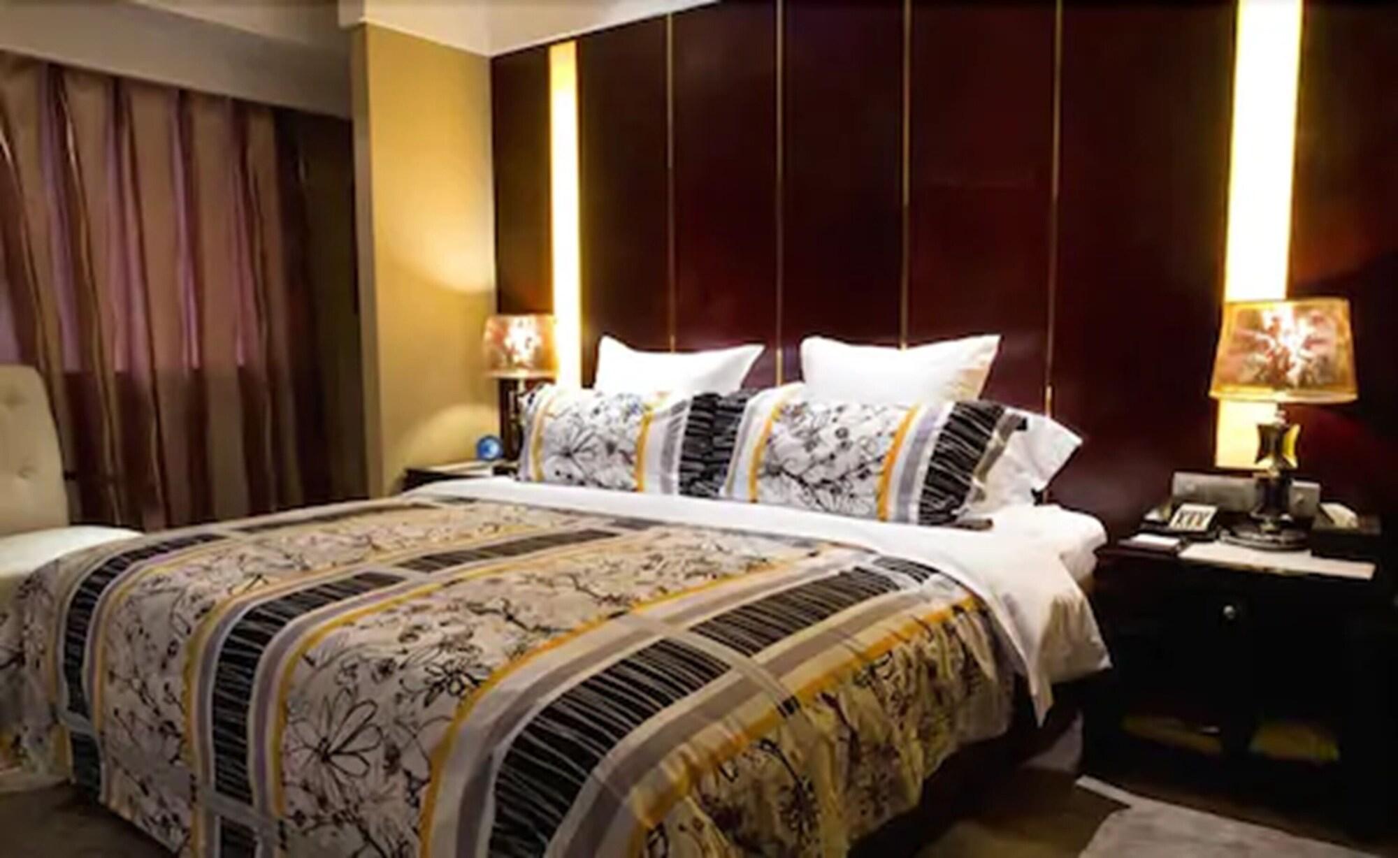 Hongyi Hotel Wuhan Luaran gambar
