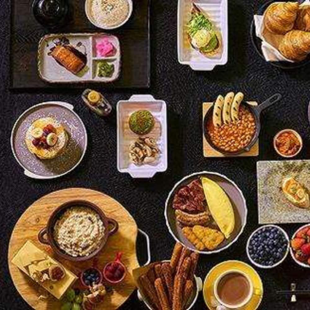 Hongyi Hotel Wuhan Luaran gambar
